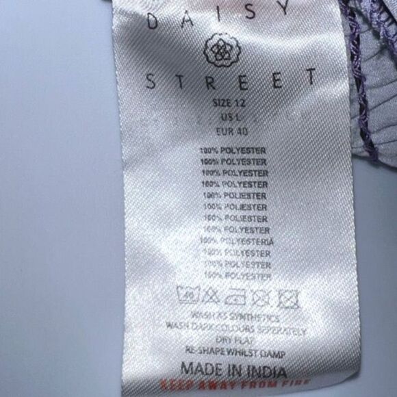 Daisy Street Sweetheart Neck Puff Sleeve Crop Blouse - Picture 4 of 6